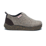 Misty House Slipper // Brown (Euro: 39)