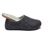 Yew House Slipper // Dark Gray (Euro: 38)