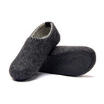 Yew House Slipper // Dark Gray (Euro: 38)