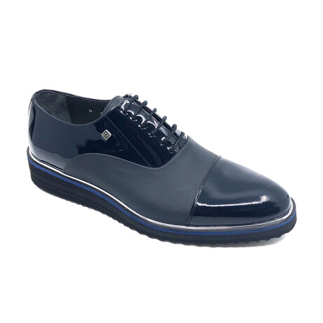 Eddie Shoes // Navy Blue (Euro: 39)
