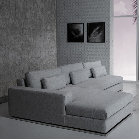 Eva // Modern Sectional Sofa