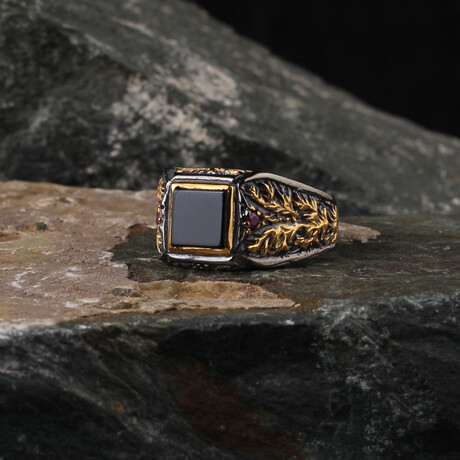 Square Onyx Gemstone Ring (Ring Size: 6)