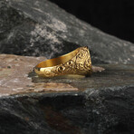 Round Cut Onyx Gemstone Gold Ring (6)