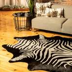 Natural Togo Cowhide Rug // 5' X 7' (Leopard)