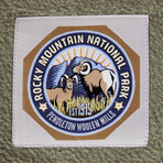 Pendleton National Park Pet Napper // Rocky Mountain (Small)