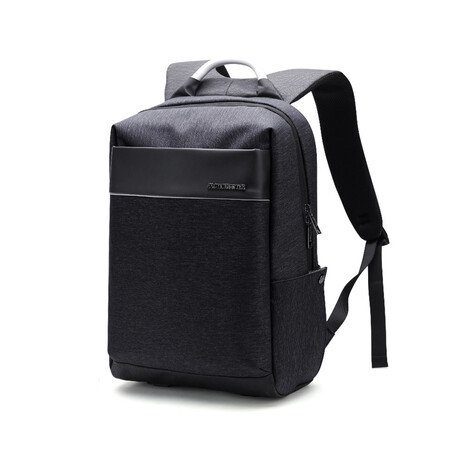 Luca Backpack // Black