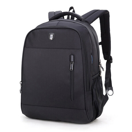 Max Backpack // Black