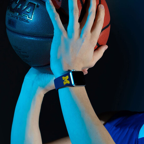 Michigan Wolverines Silicone Apple Watch Band // Navy (38/40/41mm + Short Band)