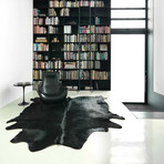 Geneva Cowhide Rug // 6' X 7' (Black)