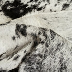 Natural Kobe Cowhide Rug // 5' X 7' (Classic Brindle)