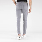 Amherst Jeans // Anthracite Gray (31WX32L)