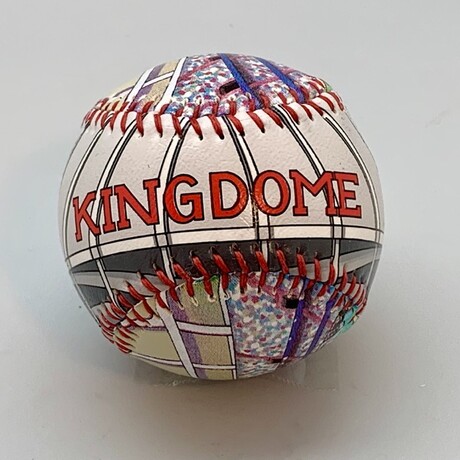 Kingdome (Baseball + Wooden Stand)