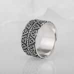 Silver Celtic Ring with Triquetra Symbols (10)