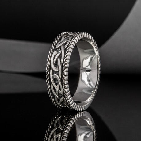 Ring with Norse Ornament // Silver (6)