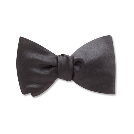 Somerville Bow Tie // Black