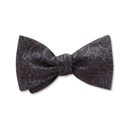 Pembroke Bow Tie // Black