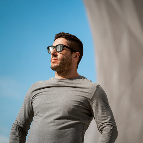 Dusk // Unisex Polarized Mirrored Electrochromic Smart Sunglasses + Built-In Audio