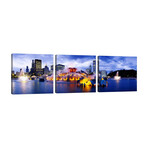 Fountain lit up at dusk, Buckingham Fountain, Grant Park, Chicago, Illinois, USA by Panoramic Images