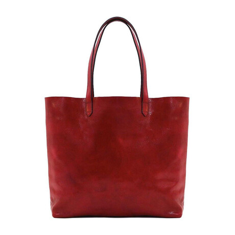 Piazza Tote // Tuscan Red
