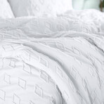 Delta Clipped Jacquard Duvet Cover Set // White (King / Cal King)