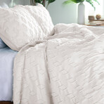 Delta Clipped Jacquard Duvet Cover Set // Bone (King / Cal King)