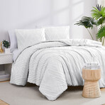 Chevron Clipped Jacquard Comforter Set // Light Grey (King / Cal King)