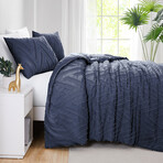 Chevron Clipped Jacquard Comforter Set // Dark Blue (King / Cal King)