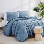 Chevron Clipped Jacquard Comforter Set // Coronet Blue (King / Cal King)