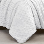 Chevron Clipped Jacquard Comforter Set // Light Grey (King / Cal King)