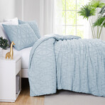 Marrakech Clipped Jacquard Comforter Set // Blue (King / Cal King)