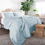 Marrakech Clipped Jacquard Comforter Set // Blue (King / Cal King)