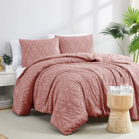 Marrakech Clipped Jacquard Comforter Set // Rose (King / Cal King)