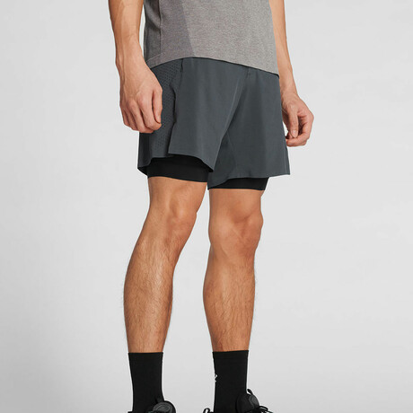 Interval Short // Asphalt (S)