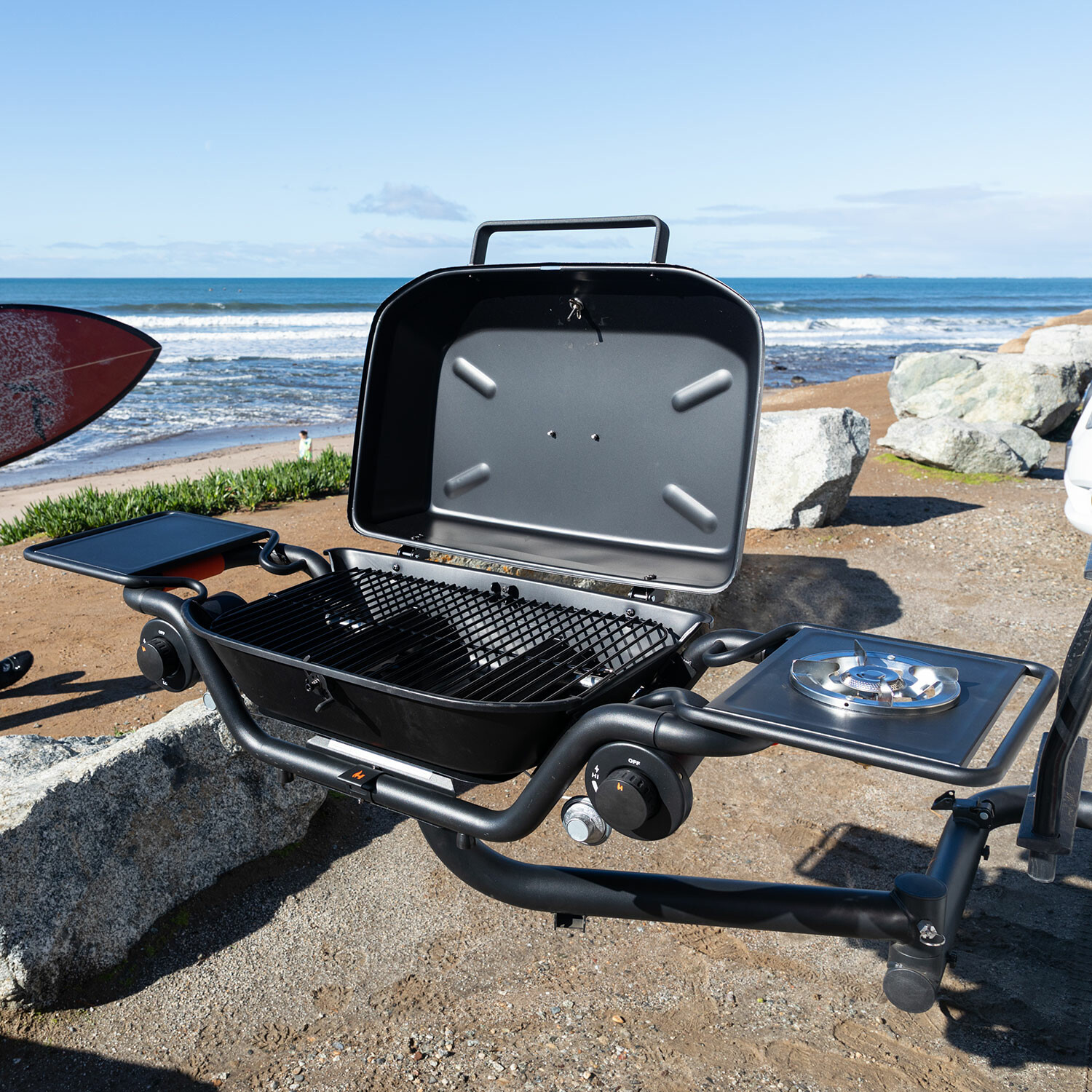 F20 // Hitch Mounted Grill HitchFire Touch of Modern