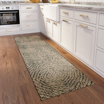 Bravado Patterned Chain Link Mocha // Power Loomed (1'8" x 2'6"   Throw/Accent Rug)
