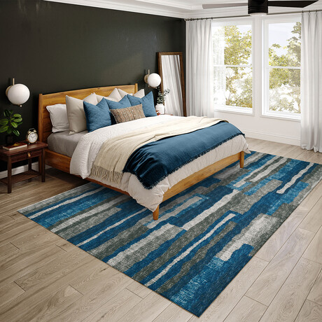 Bravado Abstract Striped Blue // Power Loomed (1'8" x 2'6" Throw/Accent Rug)