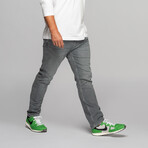 The Sharp Jean // Steel Grey (31WX30L)