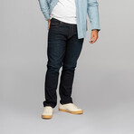 The Sharp Jean // Dark Indigo (31WX32L)