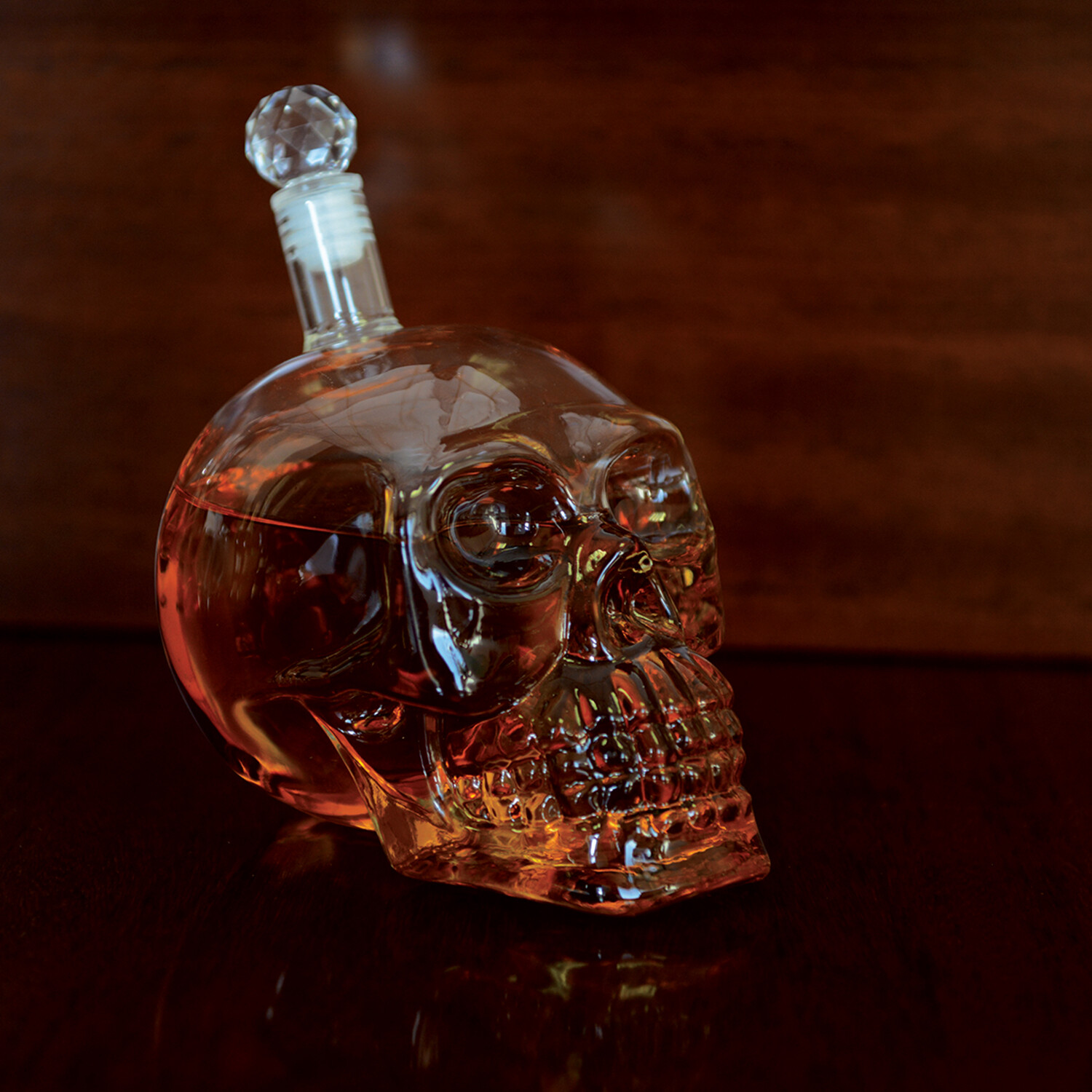 Whiskey Large Skull Decanter + Diamond Stopper Aulica Touch of Modern