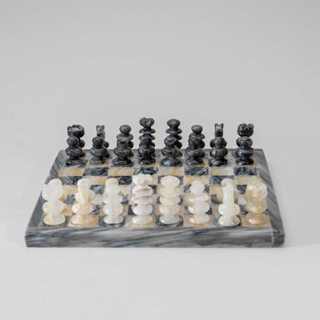 Small English Style Onyx Chess Set // Black + White Marble