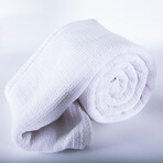 Ashmore Cotton Luxury Blankets & Throws // White (King / Cal. King)