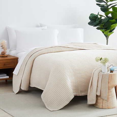 Waffle Cotton Blankets and Throws // Taupe (Full / Queen)