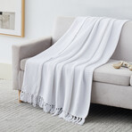 Ashmore Cotton Luxury Blankets & Throws // White (Throw)