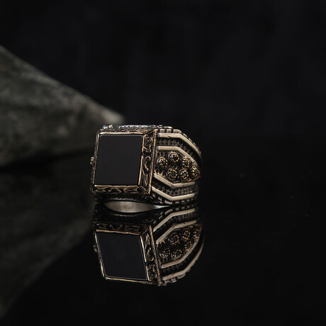 Hand Engraved + Square Cut Onyx Gemstone Ring (Ring Size: 6)