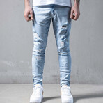 Montgomery Jeans // Blue (40WX32L)