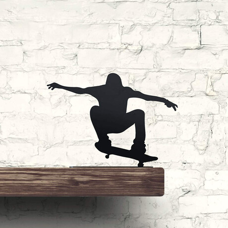 Eddy The Skateboarder // Shelf Décor