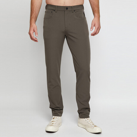 Traverse Slim-Fit Pant // Army Green (28Wx30L)