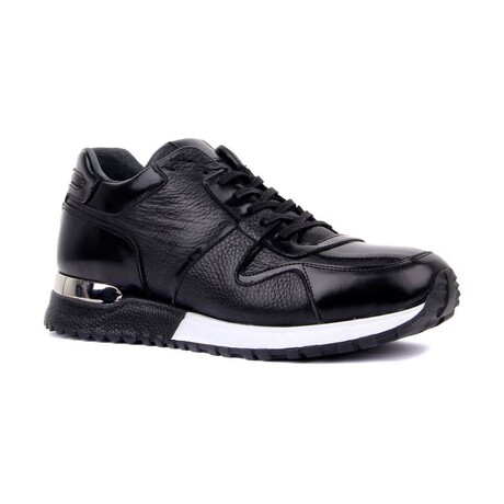 Metal Accent Sneaker // Black (Euro: 39)