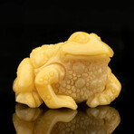 Hand-Carved Butterscotch Amber Frog // 39.15 Grams