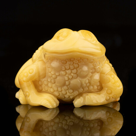 Carved Butterscotch Amber Frog